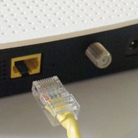 RJ-45 Patchkabel an Ethernet-Buchse RJ-45 Patchkabel an Ethernet-Buchse